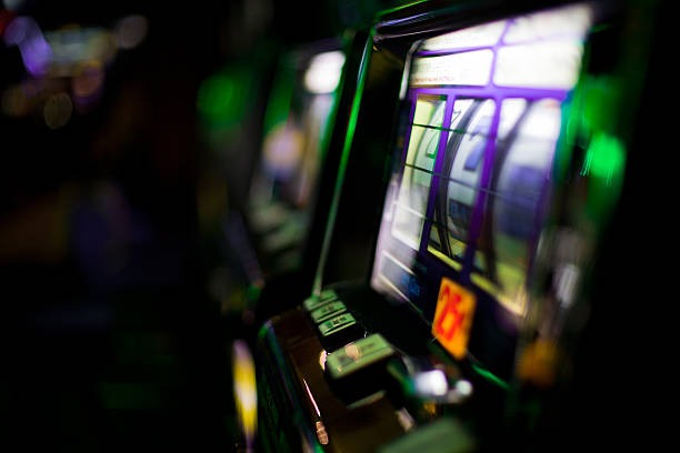 Mobile phone interface showing Speed Roulette betting controls and live video stream